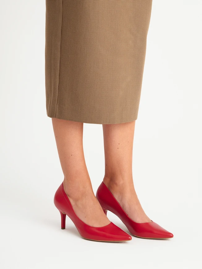 Rote Stiletto-Pumps