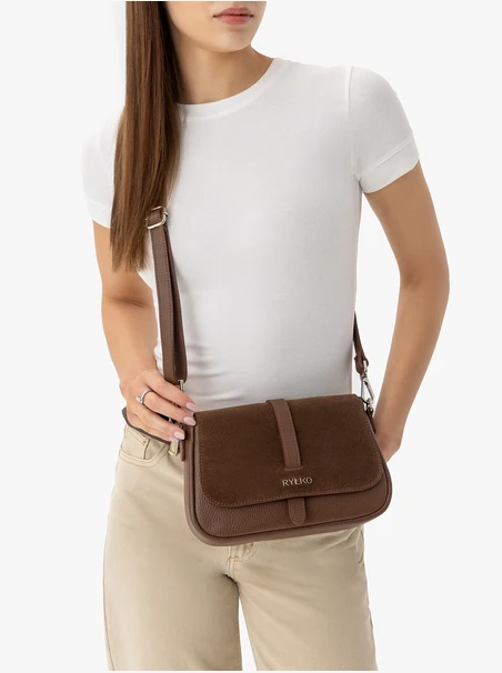 Hellbraune kleine Handtasche