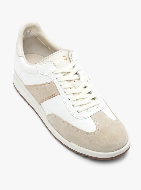 Sportliche Halbschuhe in Creme und Beige