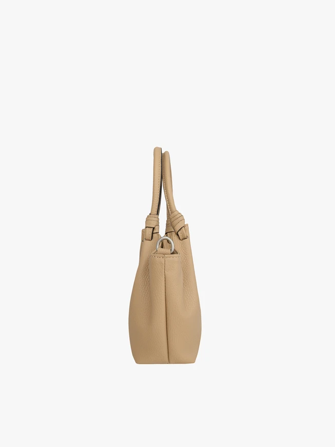 Beige leicht zerknitterte Handtasche