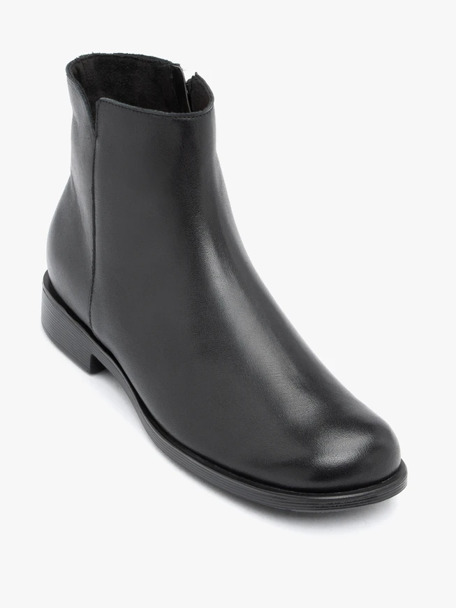 Schwarze Lederstiefel