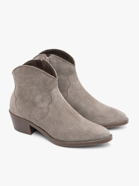 Graue Cowboystiefel aus Veloursleder