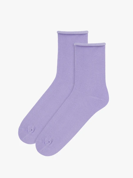 Lila Baumwollsocken