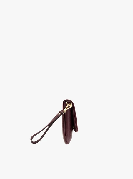 <p>Kleine burgunderrote Handtasche</p>