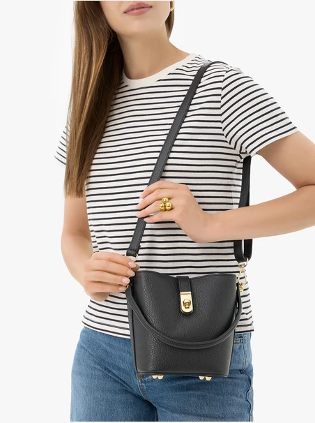 Kleine schwarze Lederhandtasche