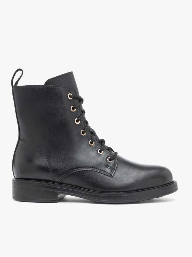 Schwarz genarbte Lederstiefel