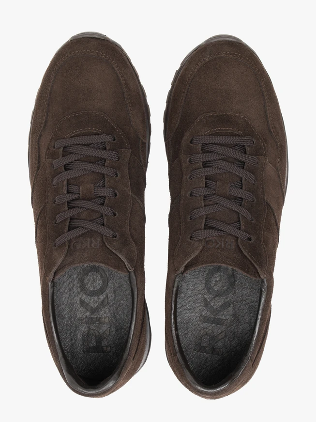 Dunkelbraune Sporthalbschuhe