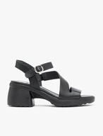 Schwarze Sandalen aus genarbtem Leder