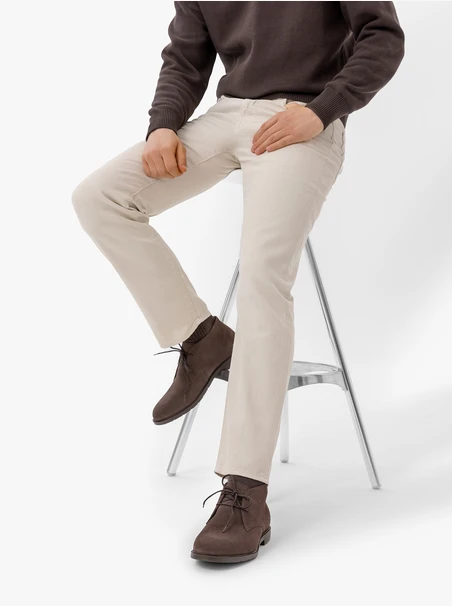 Braune Chukka-Stiefeletten