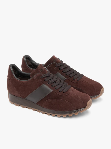 Burgunderrote Halbschuhe aus Veloursleder