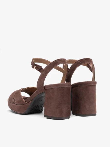 Braune Plateau-Sandalen mit Absatz