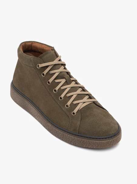 Olive Sportstiefel