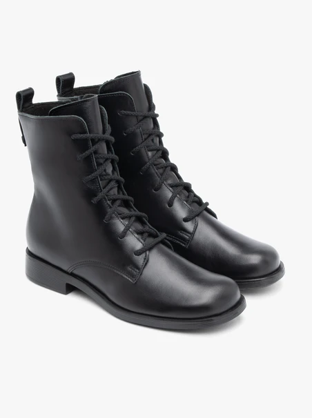 Schwarze Lederstiefel
