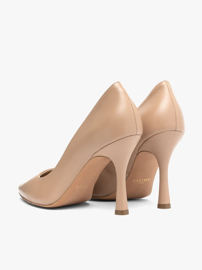 Stiletto-Pumps aus genarbtem Leder in Beige