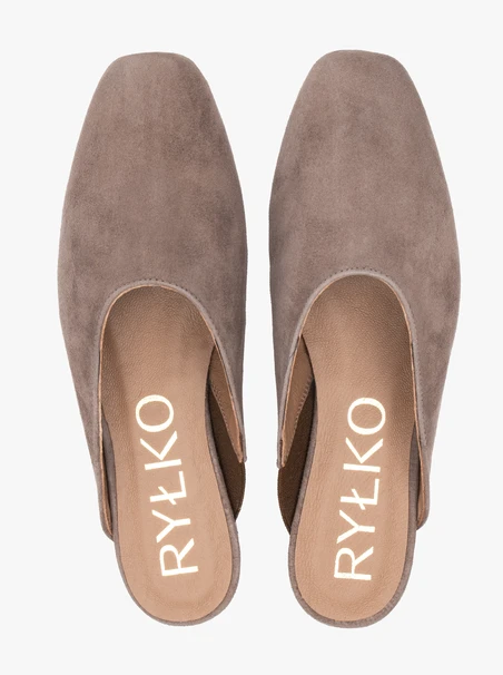 Graue Slipper-Flip-Flops