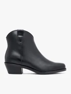 Schwarze hochhackige Stiefel