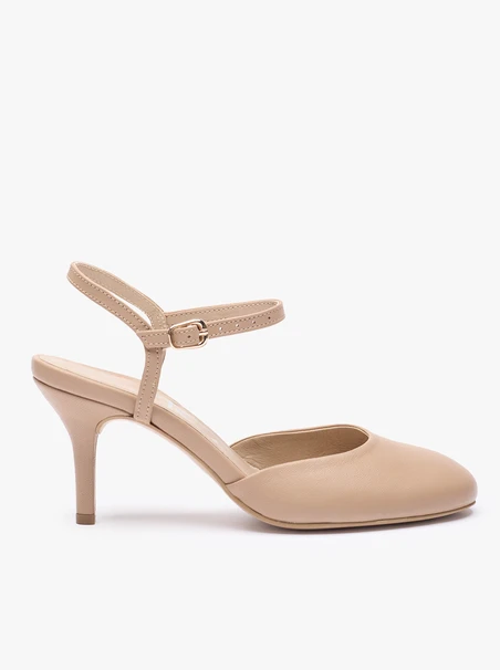 Beigefarbene Slingback-Pumps aus Leder ohne Absatz