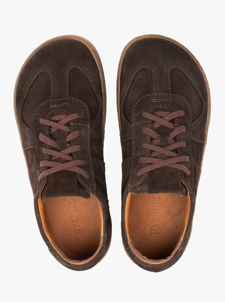 Halbschuhe aus braunem Veloursleder
