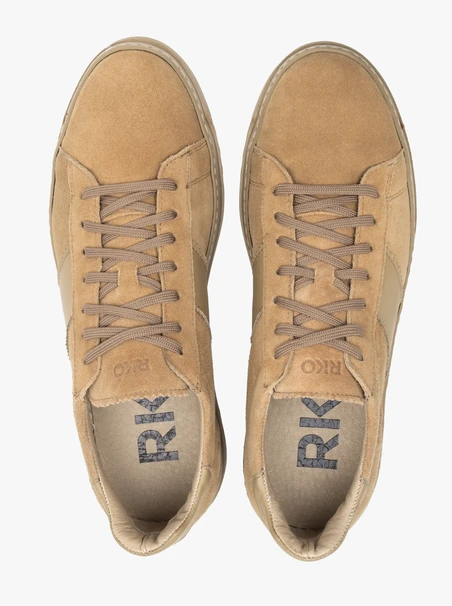 Beige Sporthalbschuhe