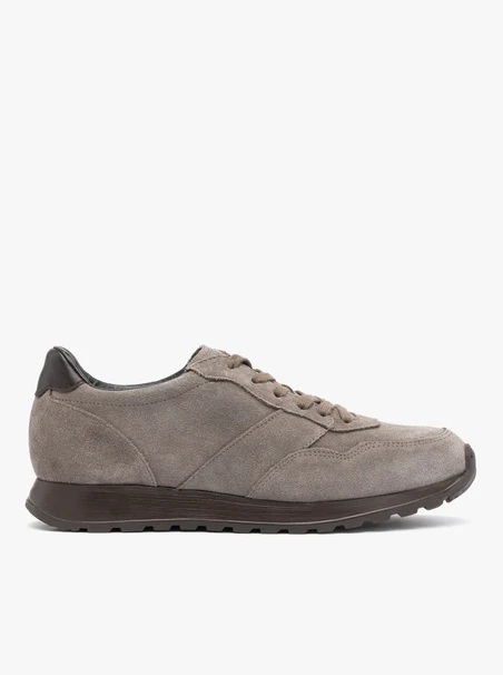 Graue Sporthalbschuhe