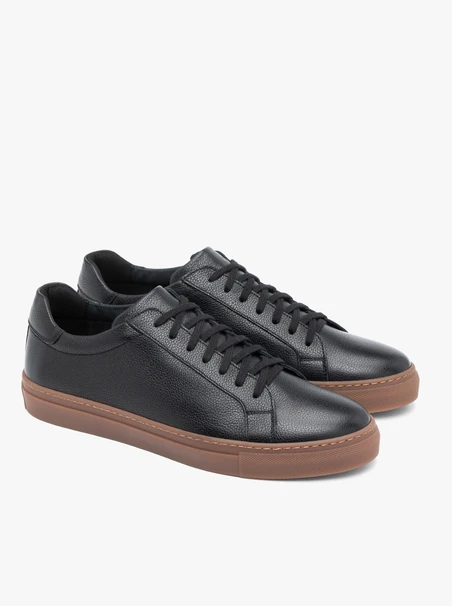 Schwarze Sporthalbschuhe aus Leder