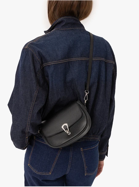 Schwarze Handtasche mit dekorativer Schnalle