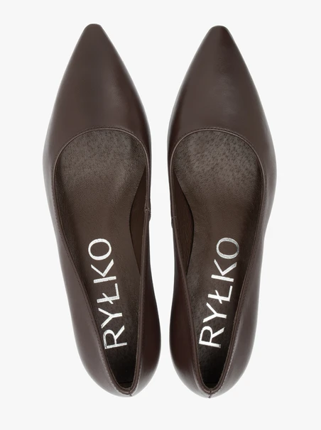 Stiletto-Pumps aus braunem Leder