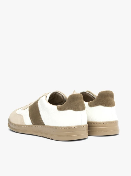Cremebraune sportliche Halbschuhe
