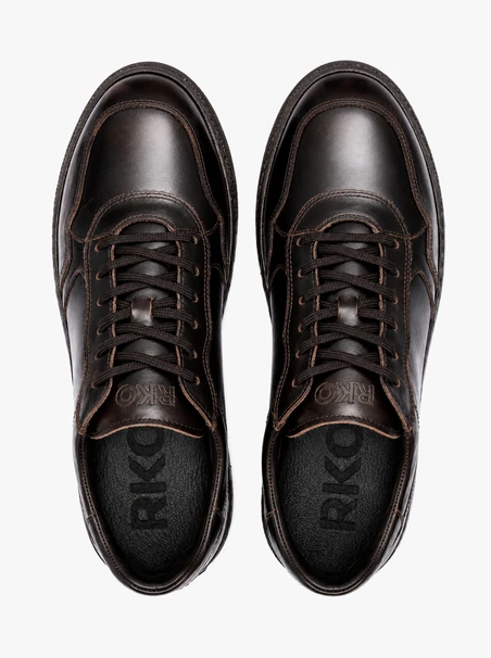 Dunkelbraune genarbte Leder-Sporthalbschuhe
