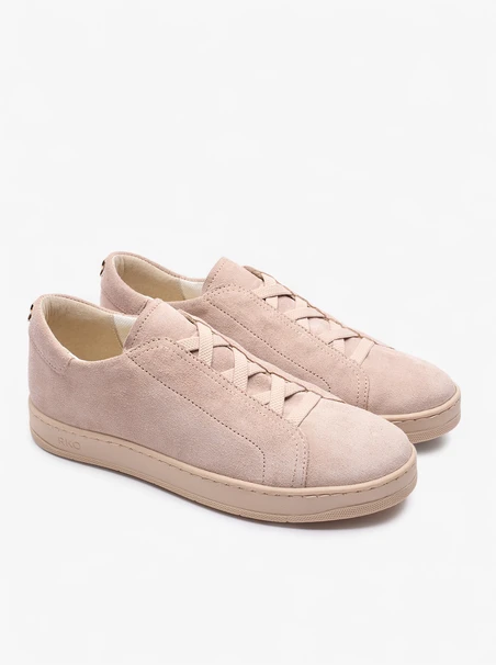 Fleischfarbene Turnschuhe aus Veloursleder