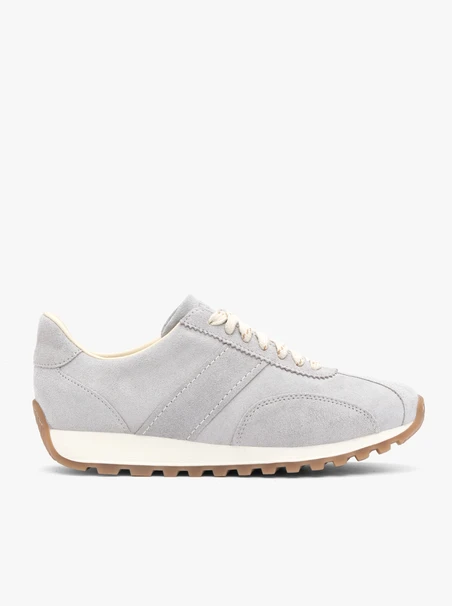 Sportschuhe aus grauem Veloursleder
