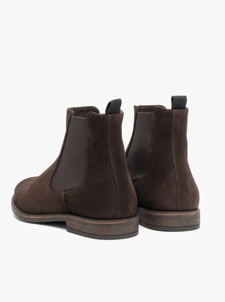Braune Velours-Pantoffeln