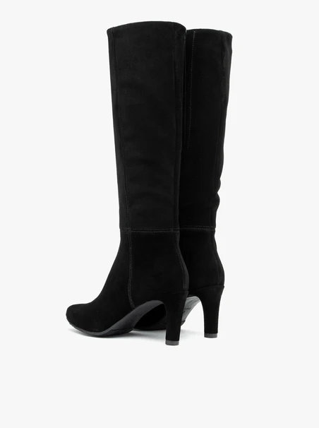 Schwarze Stiefel mit schmalem Schaft