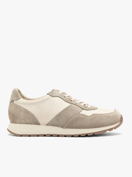 Halbschuhe zum Schnüren in Creme-Olive