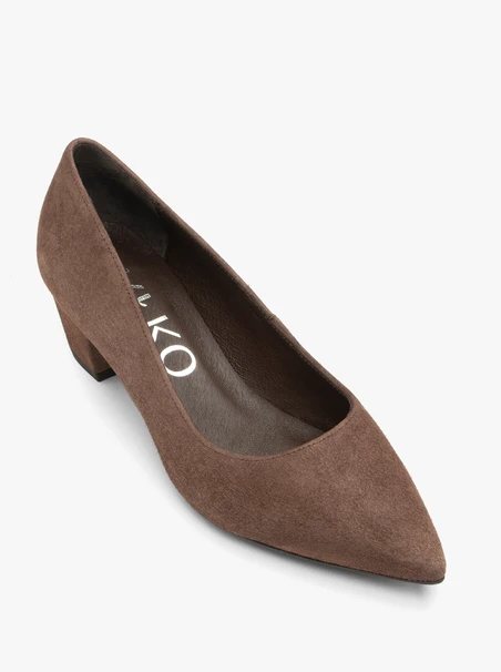 Pumps aus braunem Veloursleder mit Stilettoabsatz