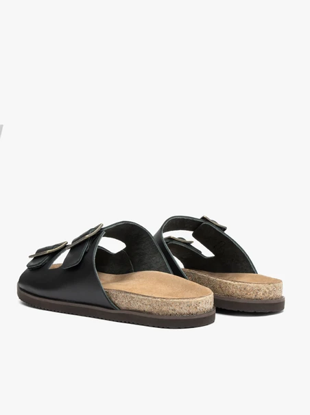 Schwarze Flip-Flops mit zwei Riemen