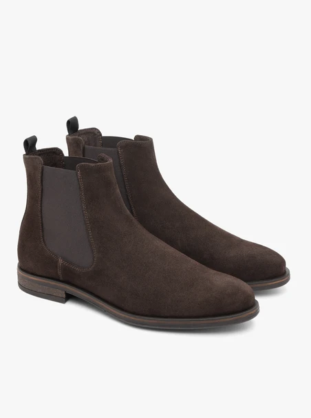 Braune Velours-Pantoffeln