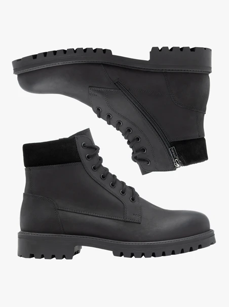 Schwarze Stiefel