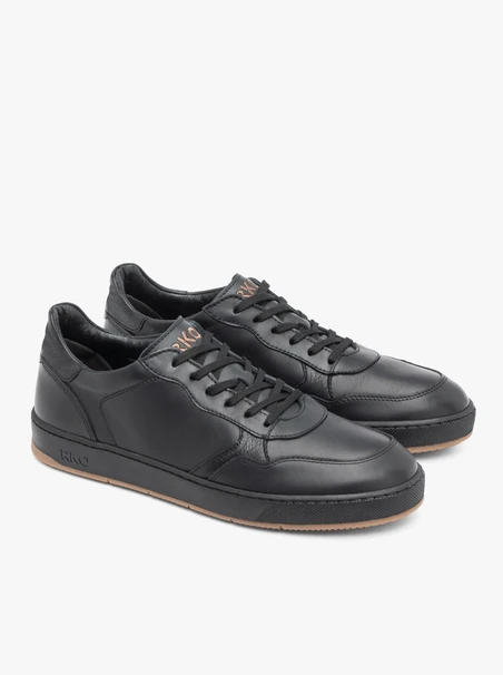 Schwarze Sporthalbschuhe aus Leder
