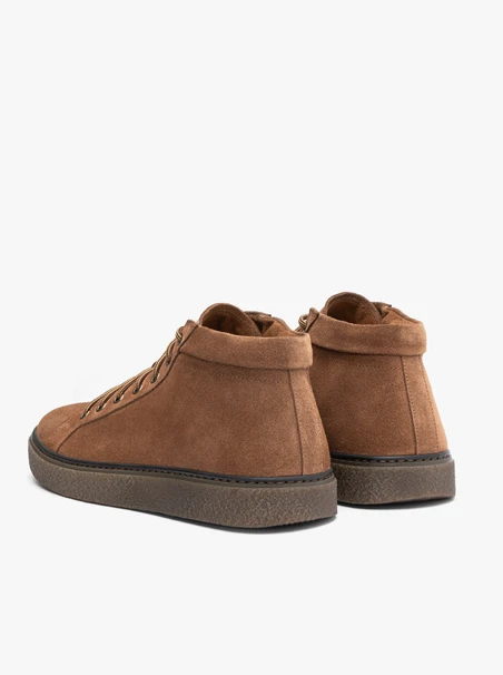 Braune Velourslederstiefel