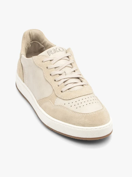 Cremefarbene sportliche Halbschuhe