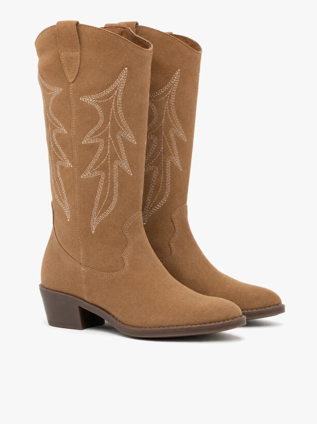 Beige genähte Cowboystiefel