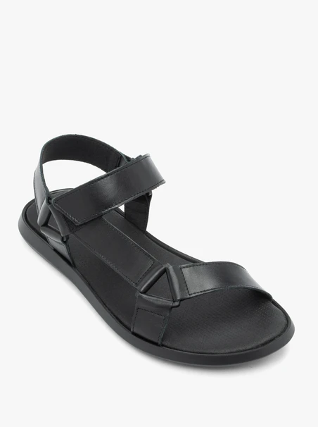 Schwarze Sandalen aus genarbtem Leder