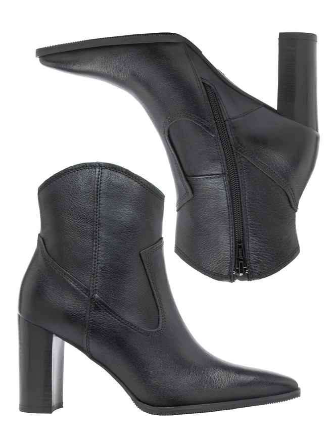 Schwarze hochhackige Cowboystiefel