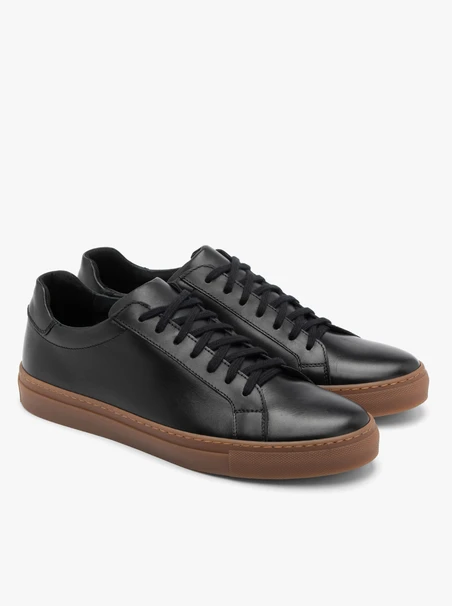Schwarze Herrenschnürschuhe aus Vollnarbenleder