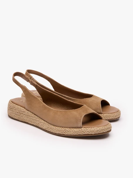 Hellbraune Slipper-Sandalen