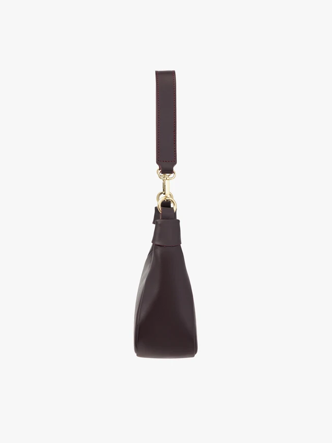 Kastanienbraune Handtasche aus Vollnarbenleder