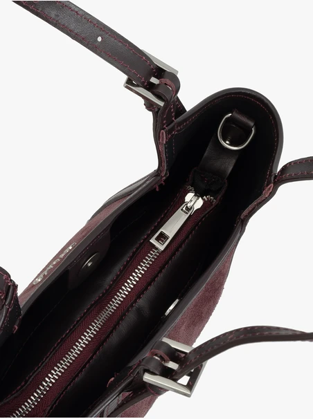 Kastanienbraune elegante Handtasche