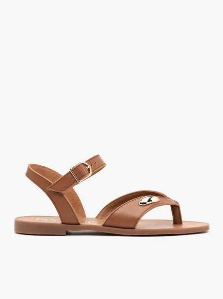 Braune Flip Flops mit Verzierung