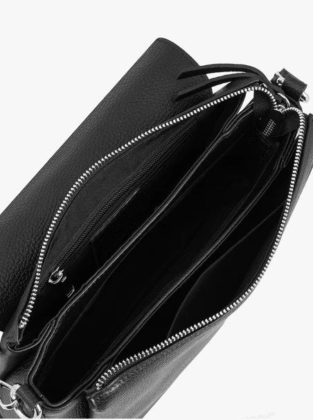 Schwarze Handtasche mit Magnetverschluss
